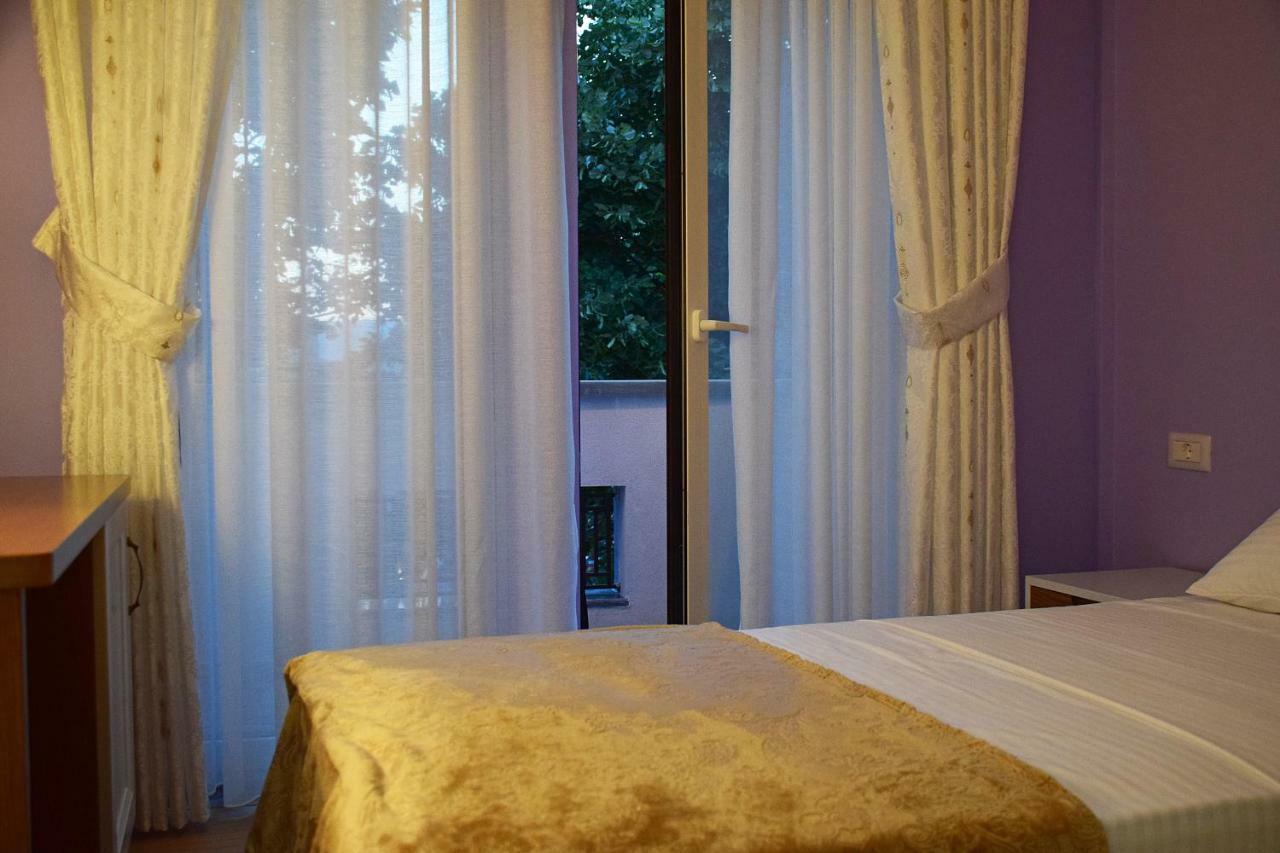 Eagles Philadelphia Bed & Breakfast Korce Exterior foto